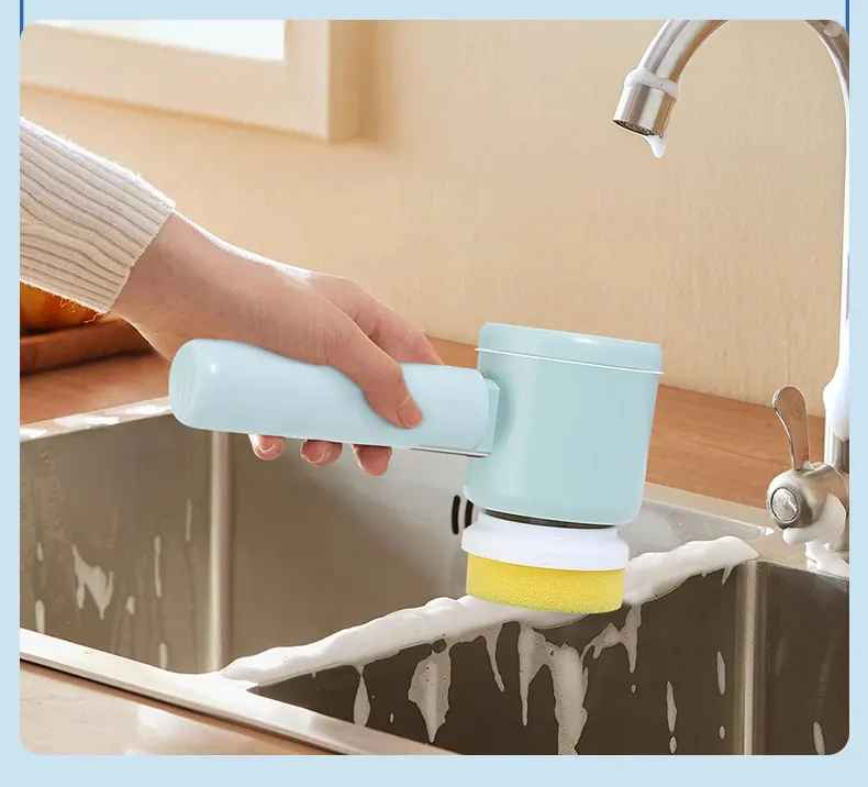 🧼✨ Säg hejdå till smuts och skrubbande – och hej till skinande rena ytor på nolltid! ✨🧼