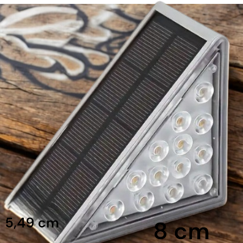Förvandla din trädgård med dessa energisnåla solcells-lampor, 6 lampor i varje paket